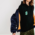 Urban_Outfitters_2823829.jpg